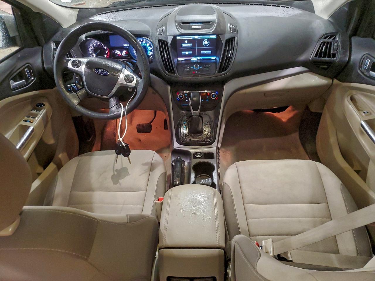 2015 FORD ESCAPE SE photo 8