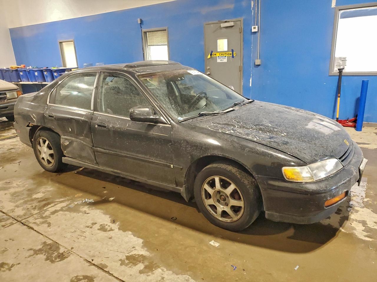 1994 HONDA ACCORD EX photo 4