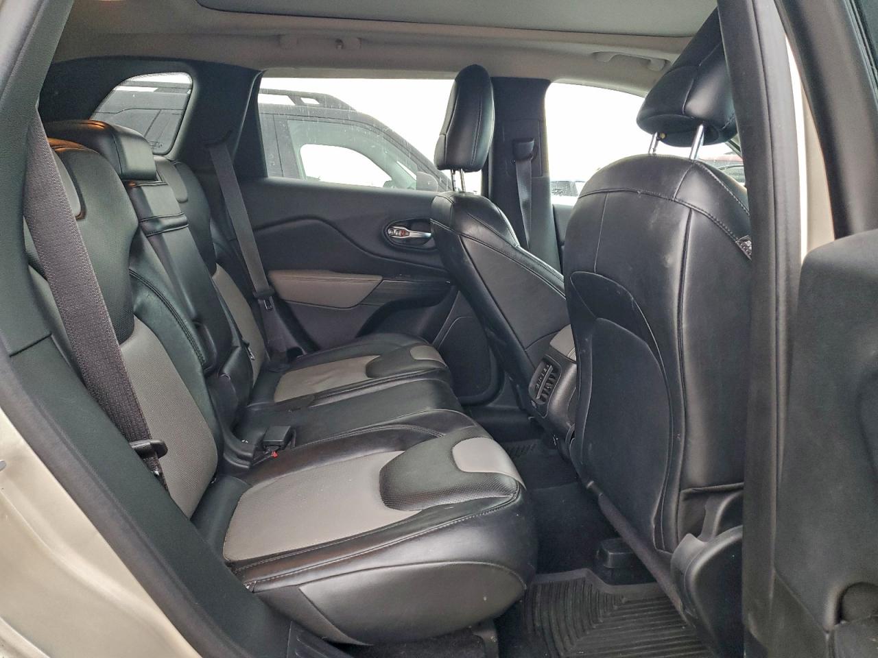 2014 JEEP CHEROKEE LIMITED photo 11
