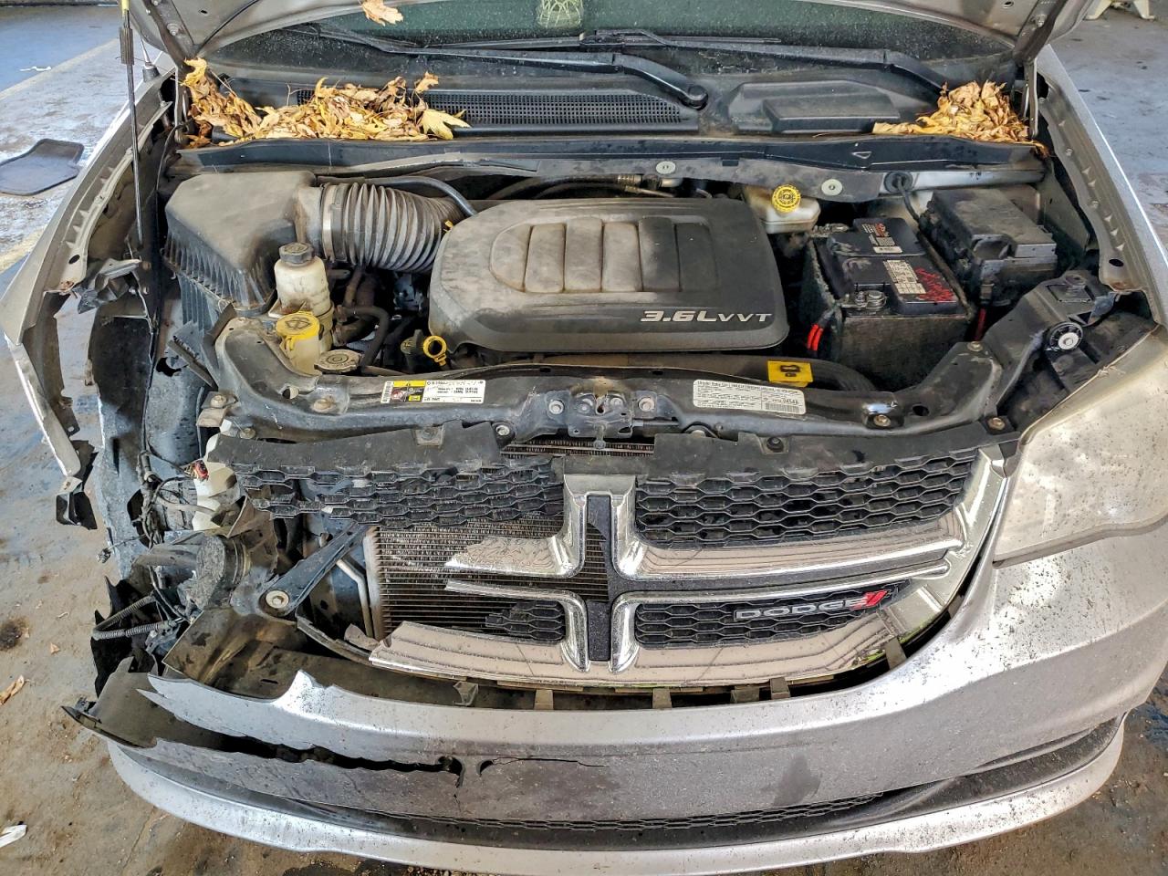 2013 DODGE GRAND CARAVAN SE photo 12