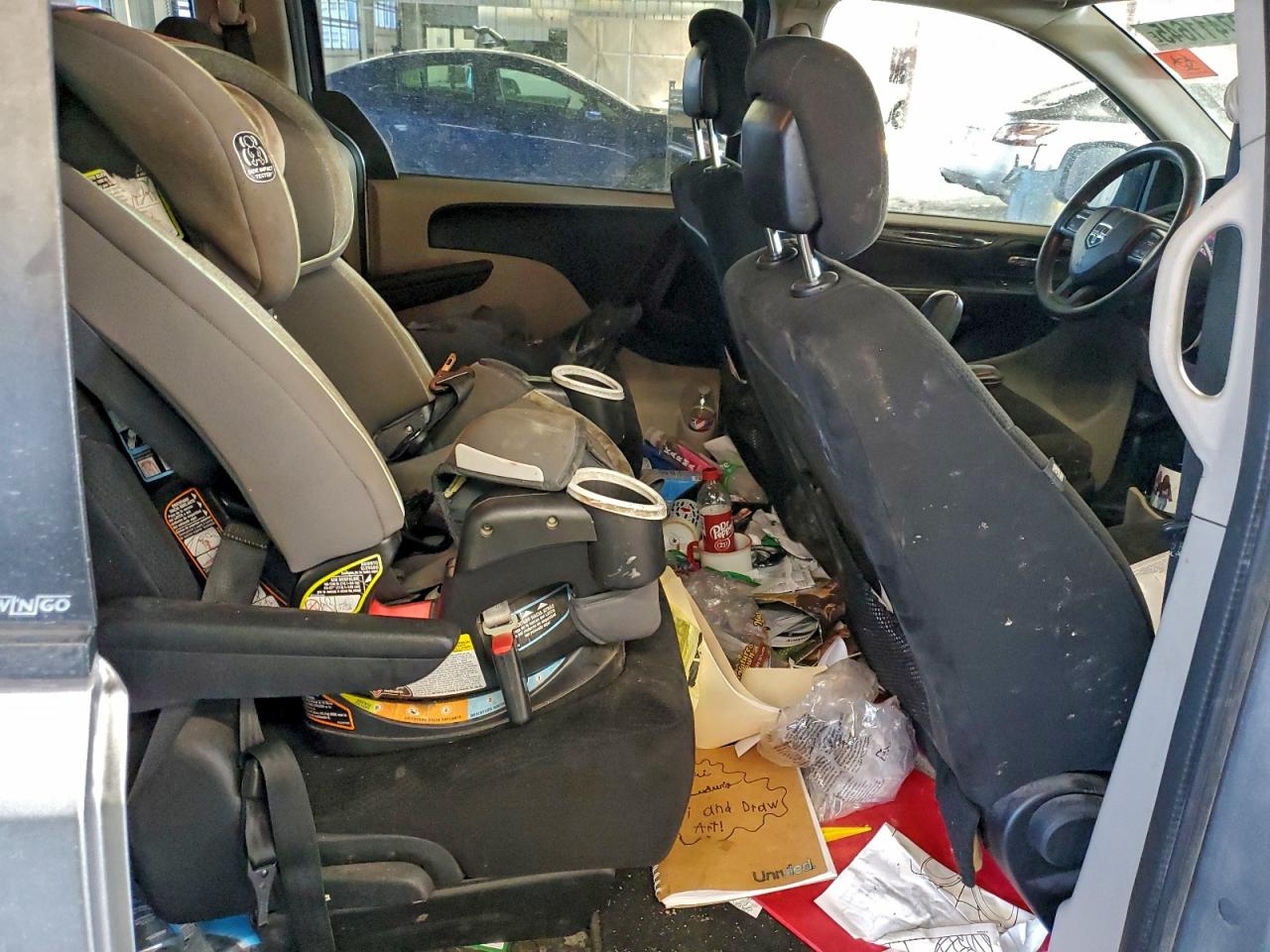 2013 DODGE GRAND CARAVAN SE photo 11