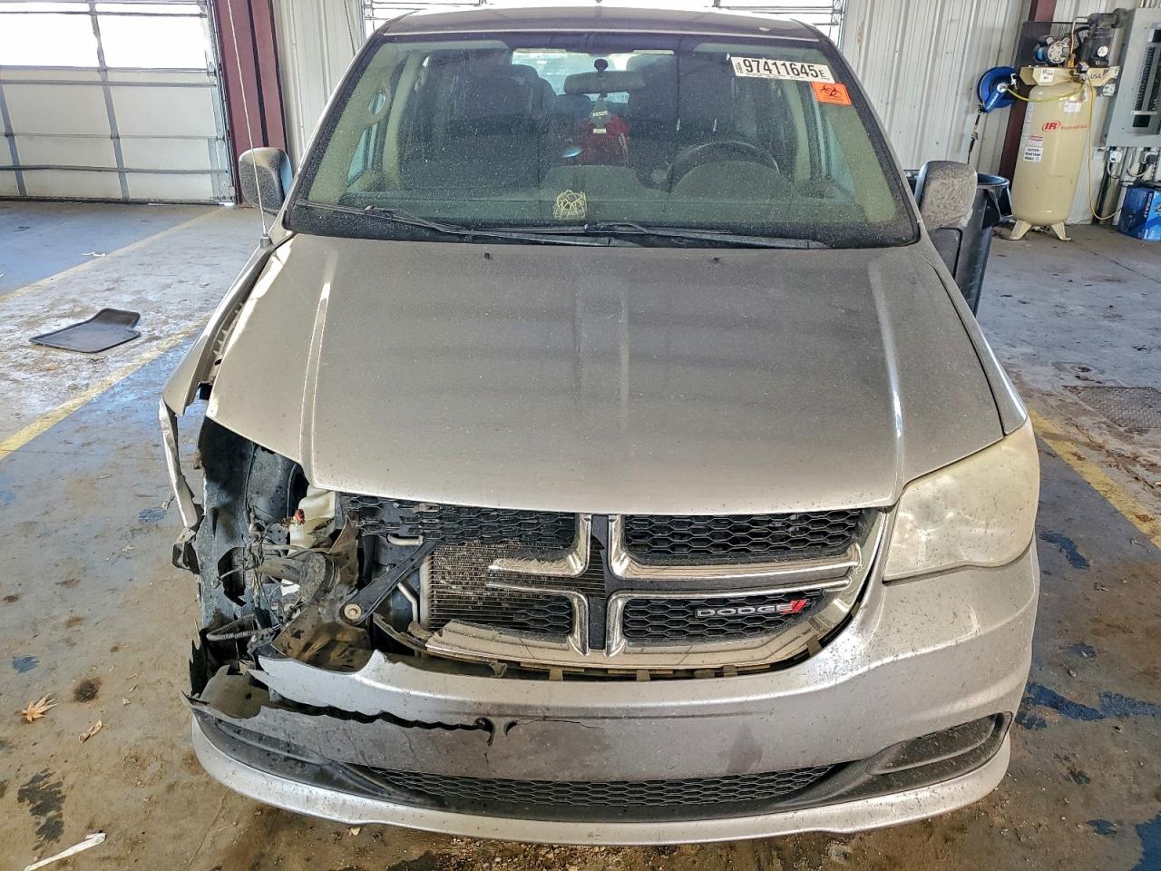 2013 DODGE GRAND CARAVAN SE photo 5
