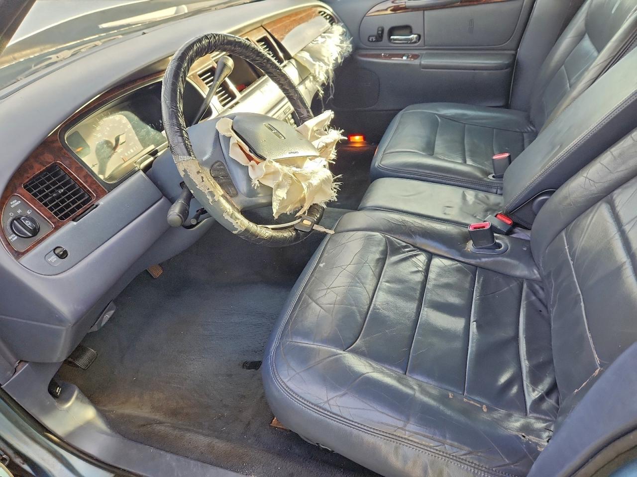 1998 LINCOLN TOWN CAR SIGNATURE photo 7