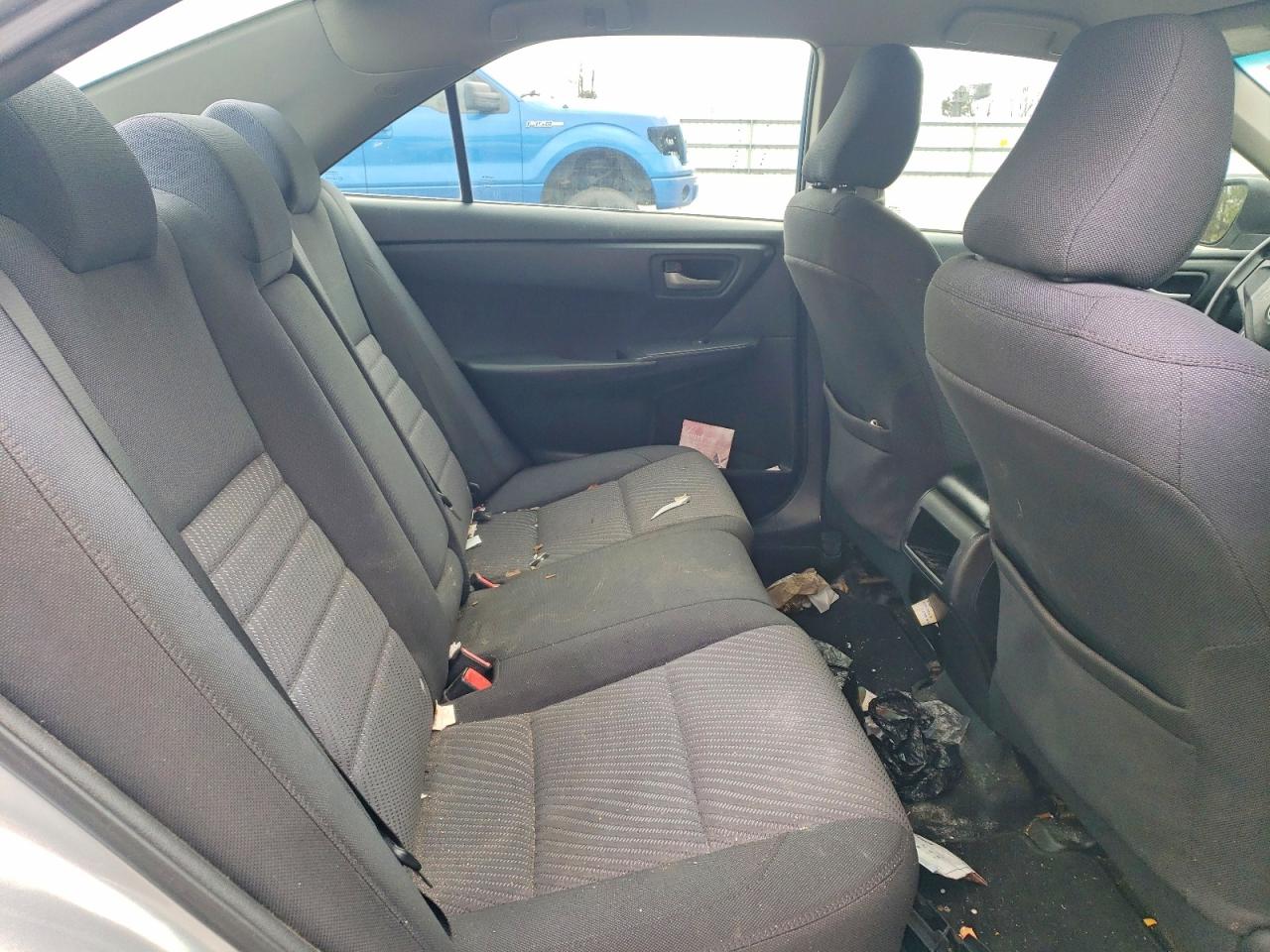 2016 TOYOTA CAMRY LE photo 10