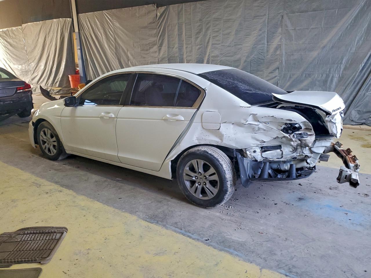 2011 HONDA ACCORD SE photo 2