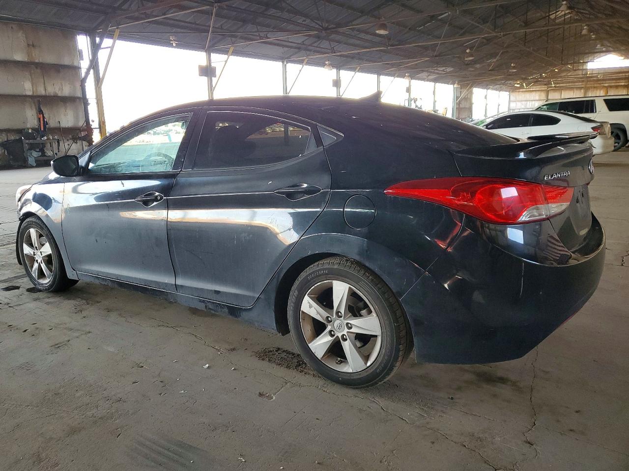 2013 HYUNDAI ELANTRA GLS photo 2