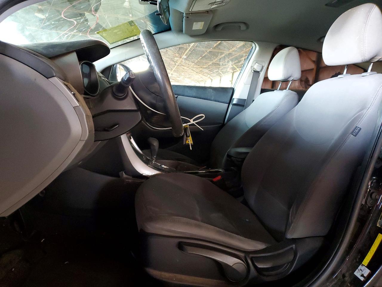 2013 HYUNDAI ELANTRA GLS photo 7