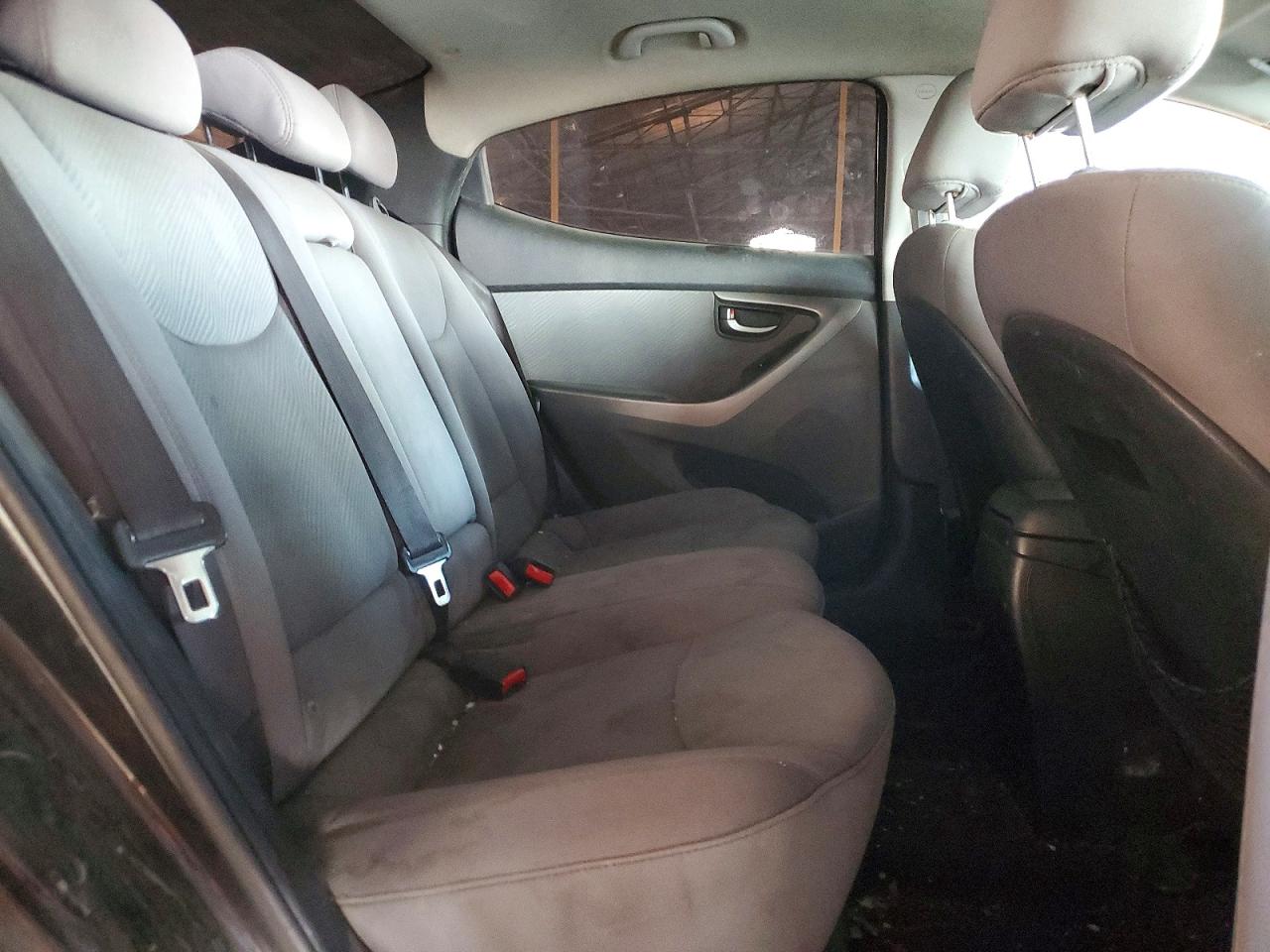 2013 HYUNDAI ELANTRA GLS photo 10
