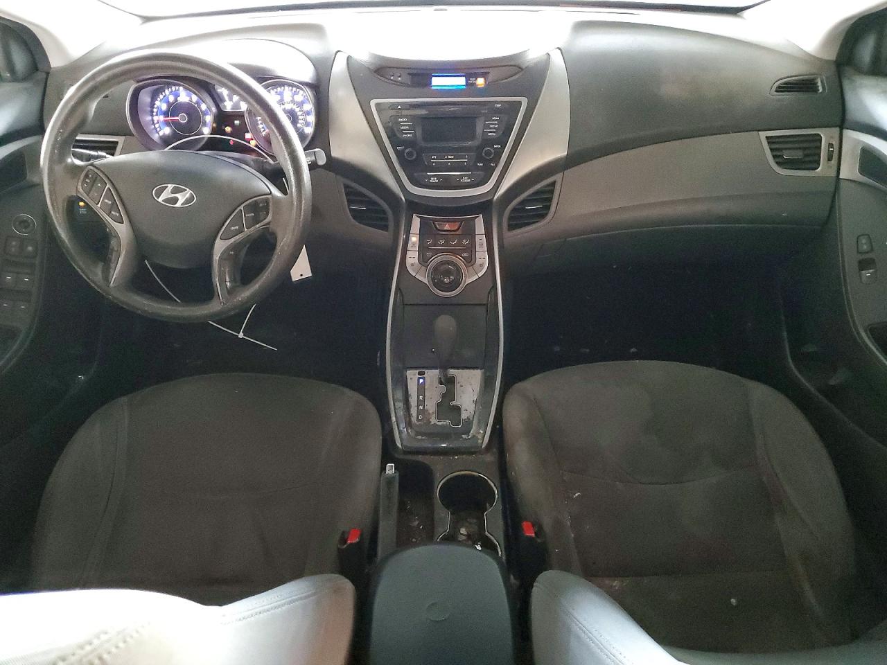2013 HYUNDAI ELANTRA GLS photo 8