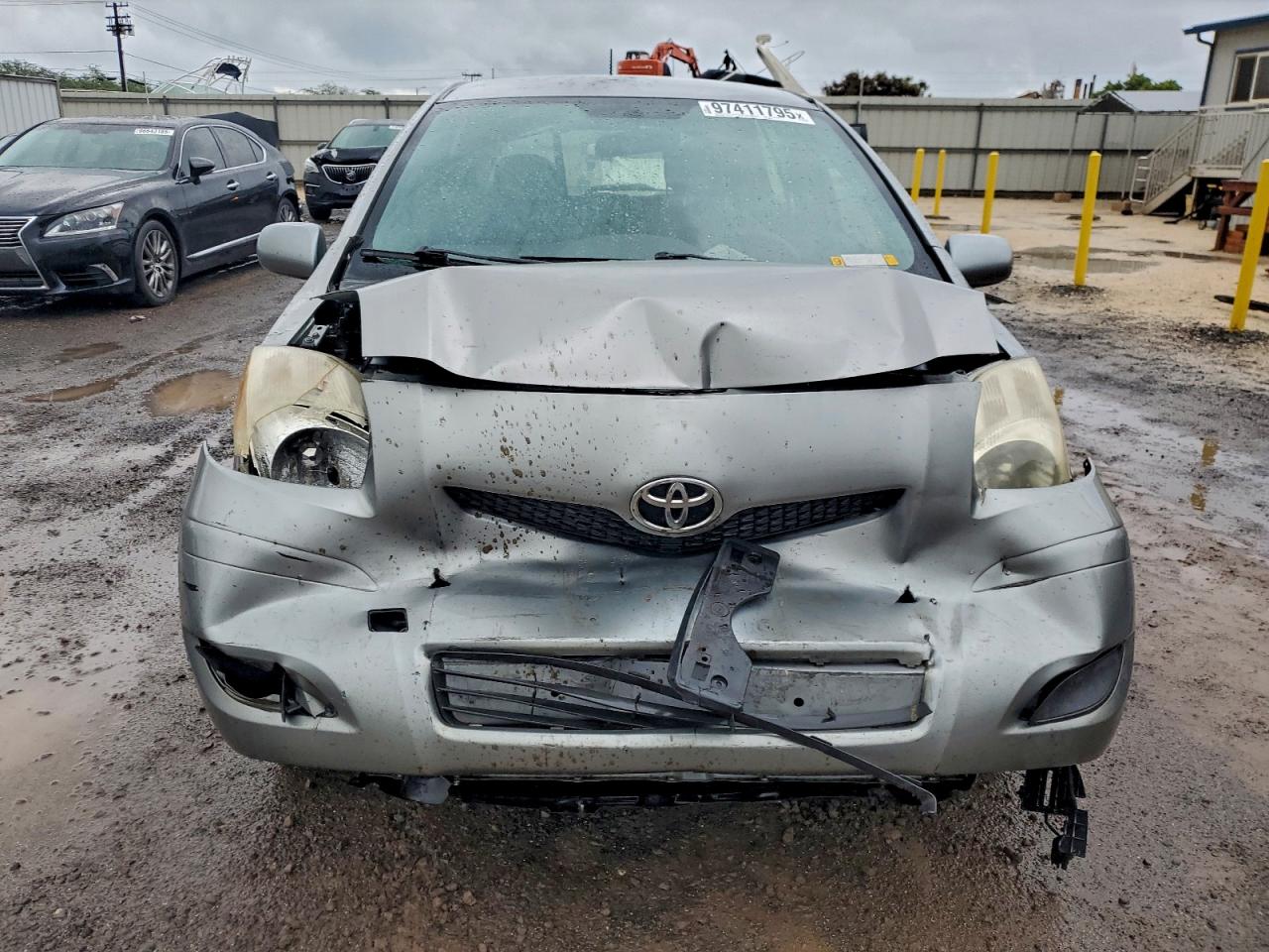 2010 TOYOTA YARIS photo 5