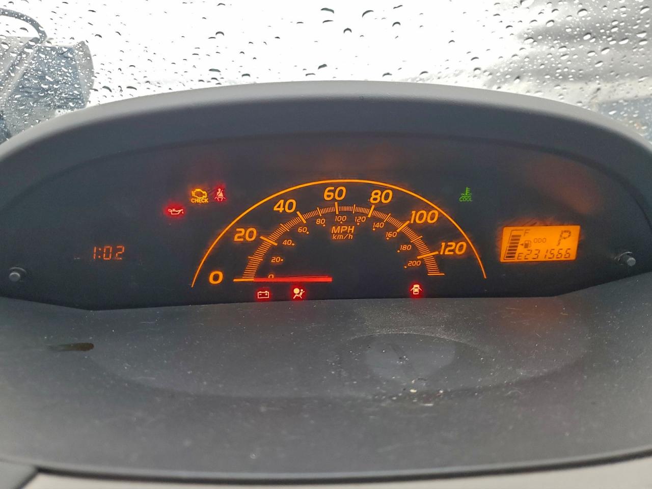 2010 TOYOTA YARIS photo 9