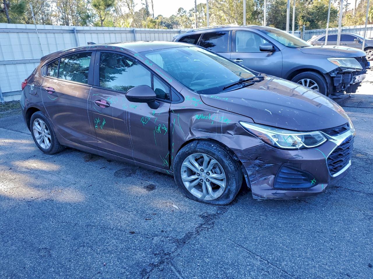 2019 CHEVROLET CRUZE LS photo 4