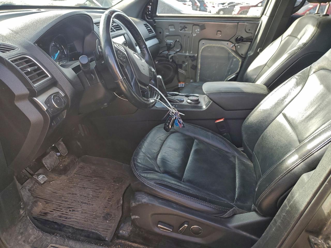 2017 FORD EXPLORER XLT photo 7