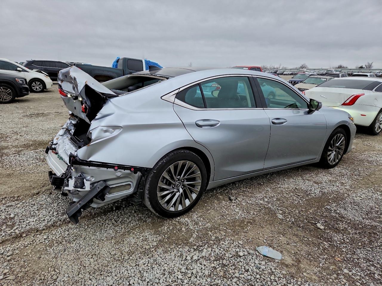 2025 LEXUS ES 350 BASE photo 3