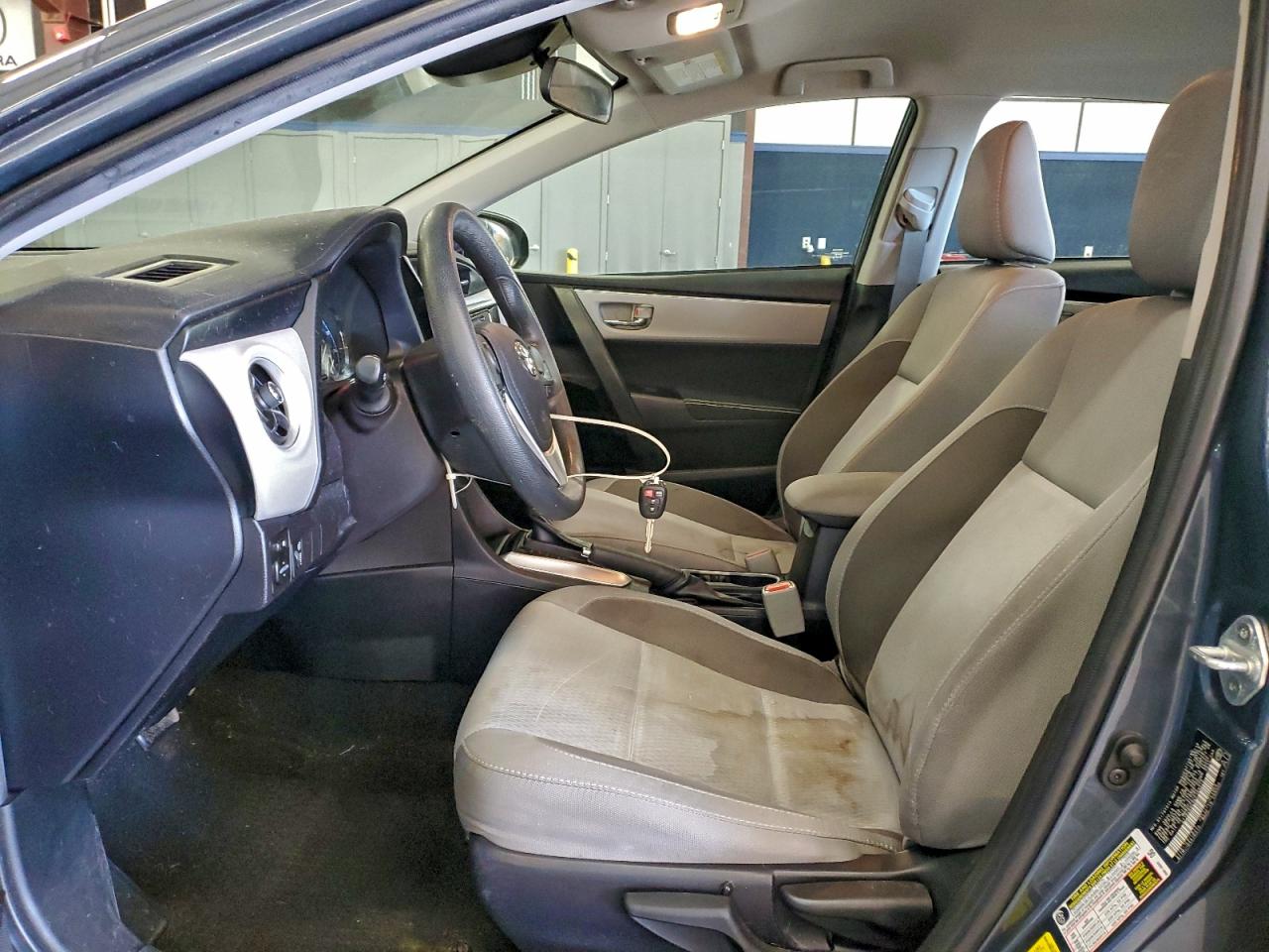 2019 TOYOTA COROLLA L photo 7