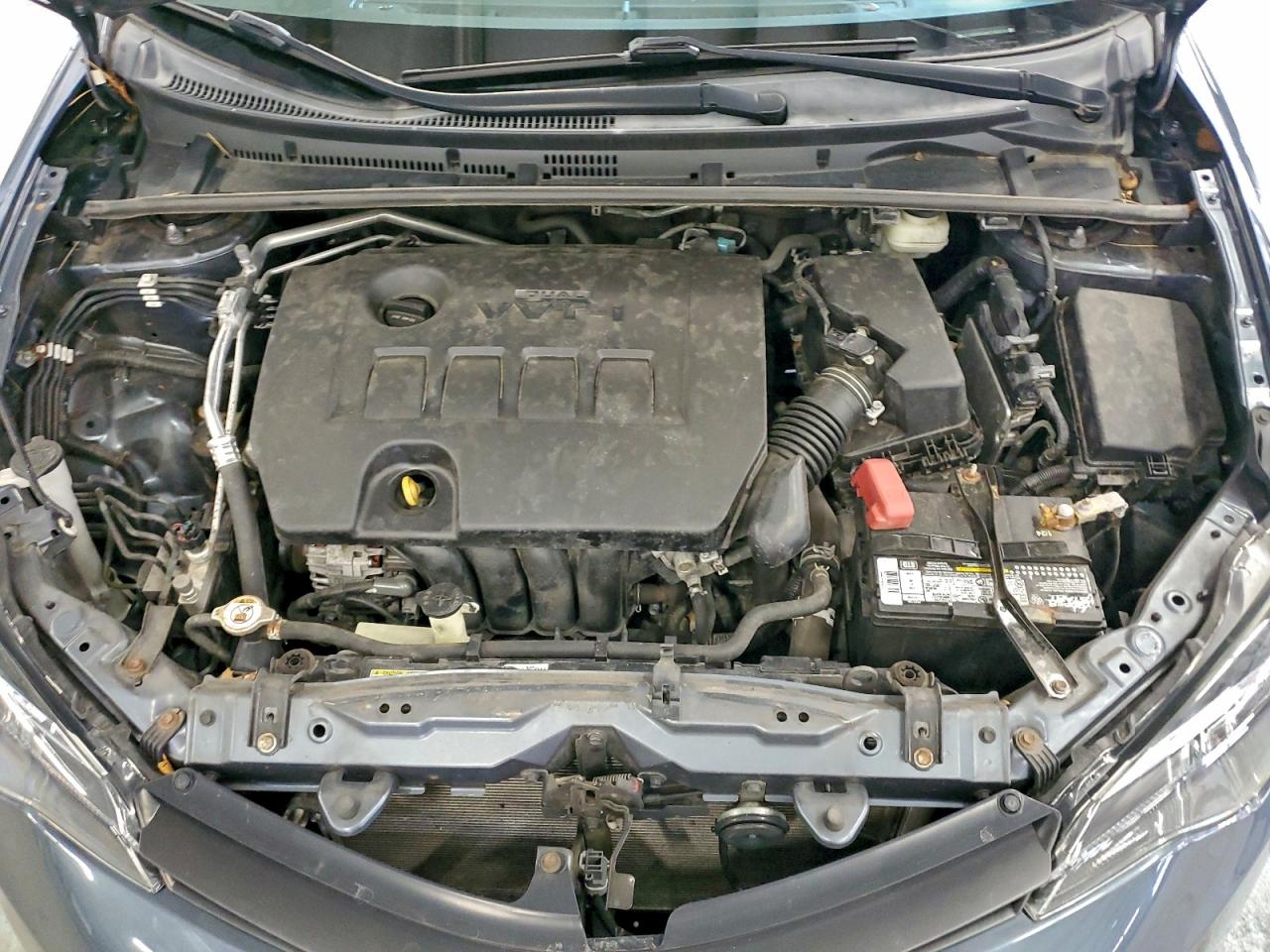 2019 TOYOTA COROLLA L photo 11