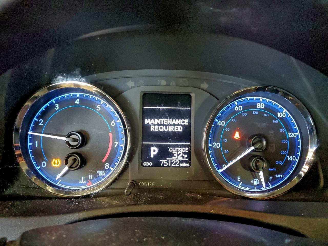 2019 TOYOTA COROLLA L photo 9
