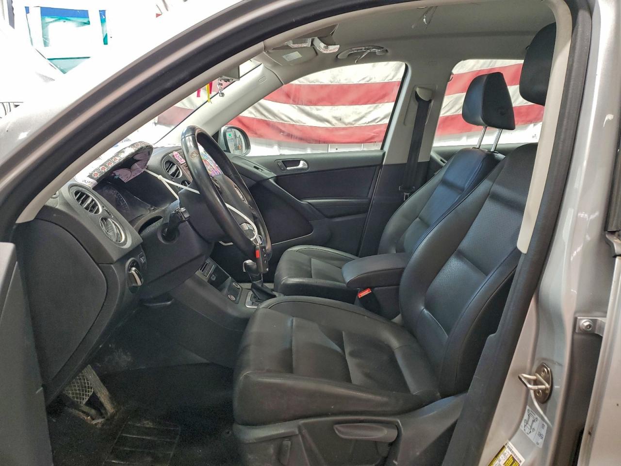 2016 VOLKSWAGEN TIGUAN S photo 7