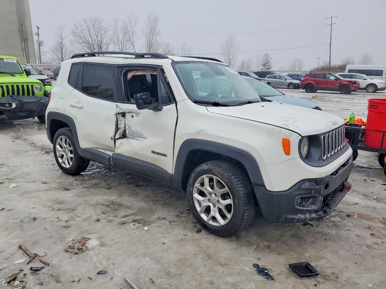 2017 JEEP RENEGADE LATITUDE photo 4