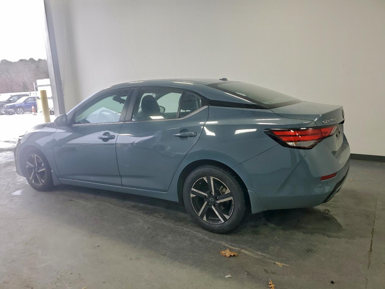 2024 NISSAN SENTRA SV photo 2