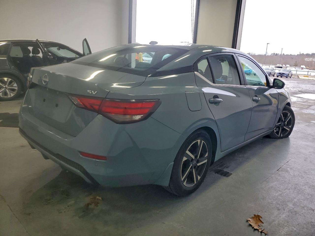 2024 NISSAN SENTRA SV photo 3