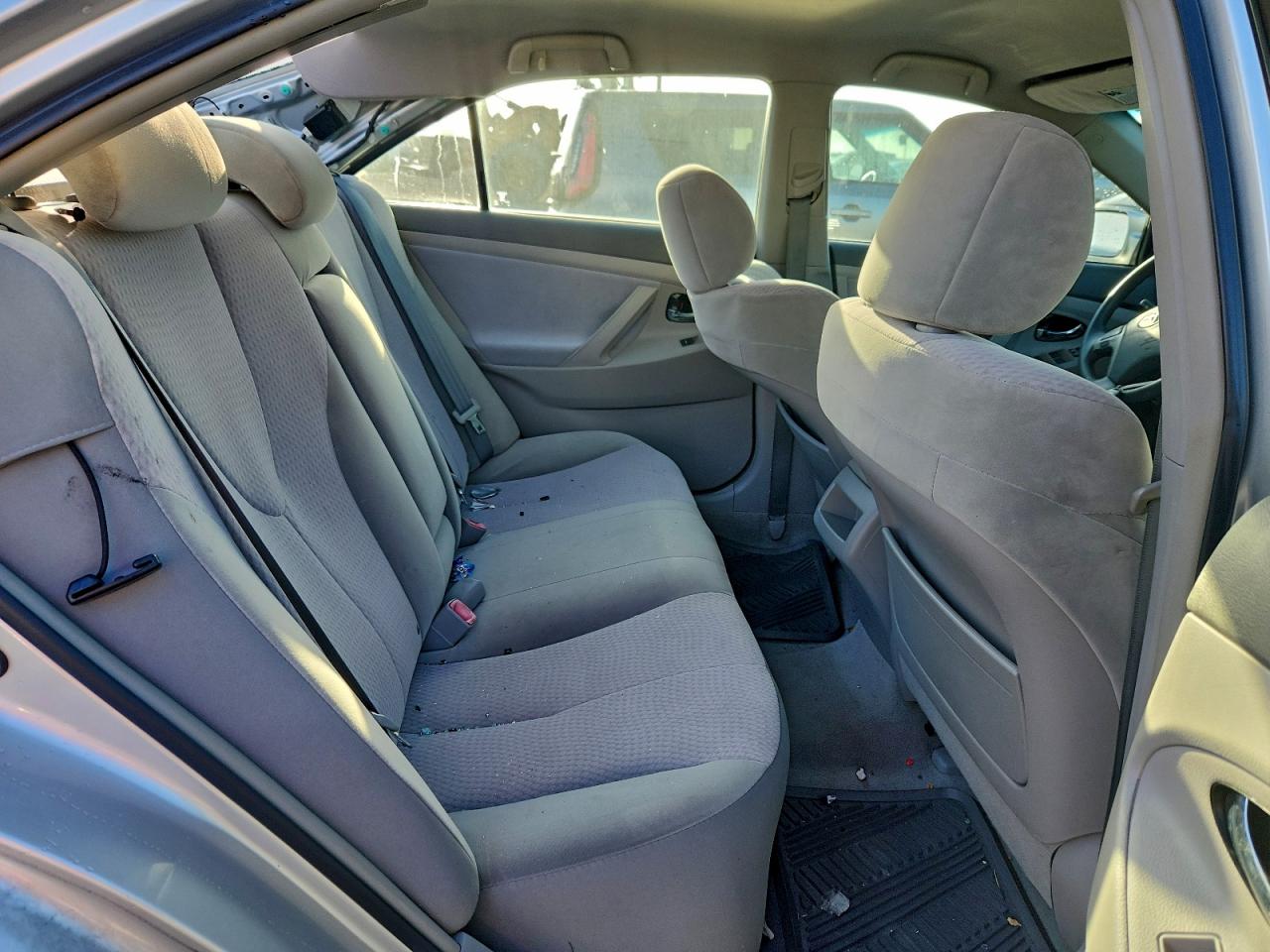 2010 TOYOTA CAMRY BASE photo 10
