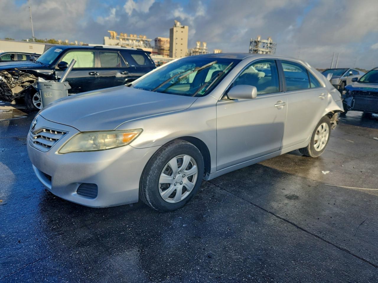 2010 TOYOTA CAMRY