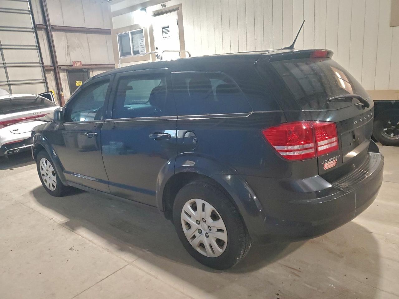2013 DODGE JOURNEY SE photo 2