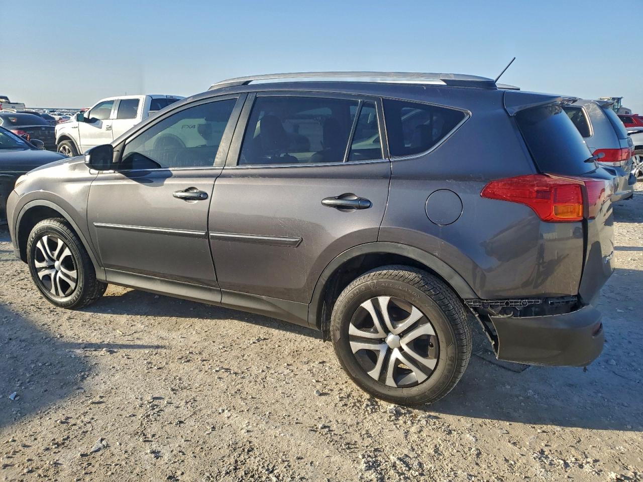 2013 TOYOTA RAV4 LE photo 2