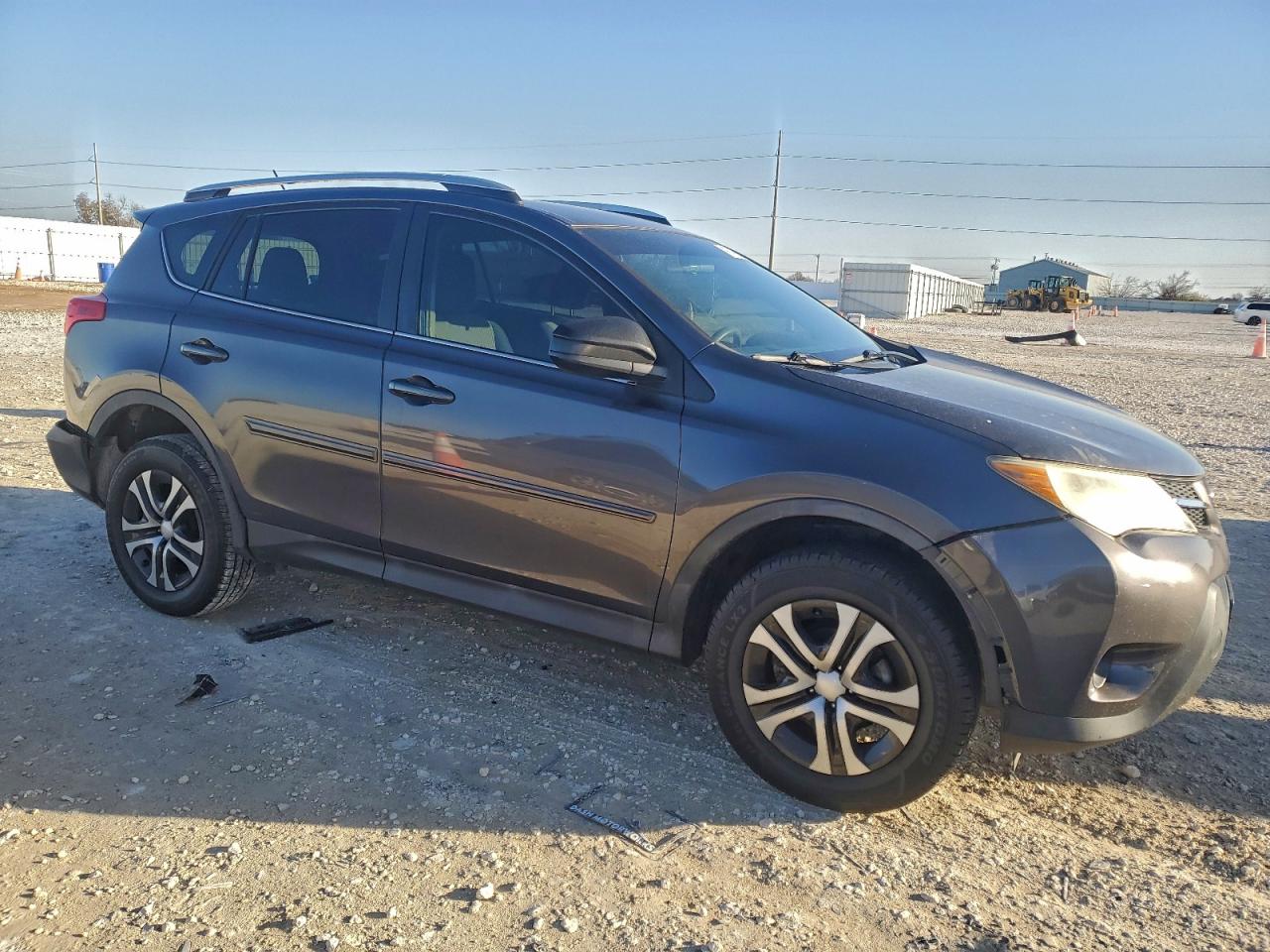2013 TOYOTA RAV4 LE photo 4