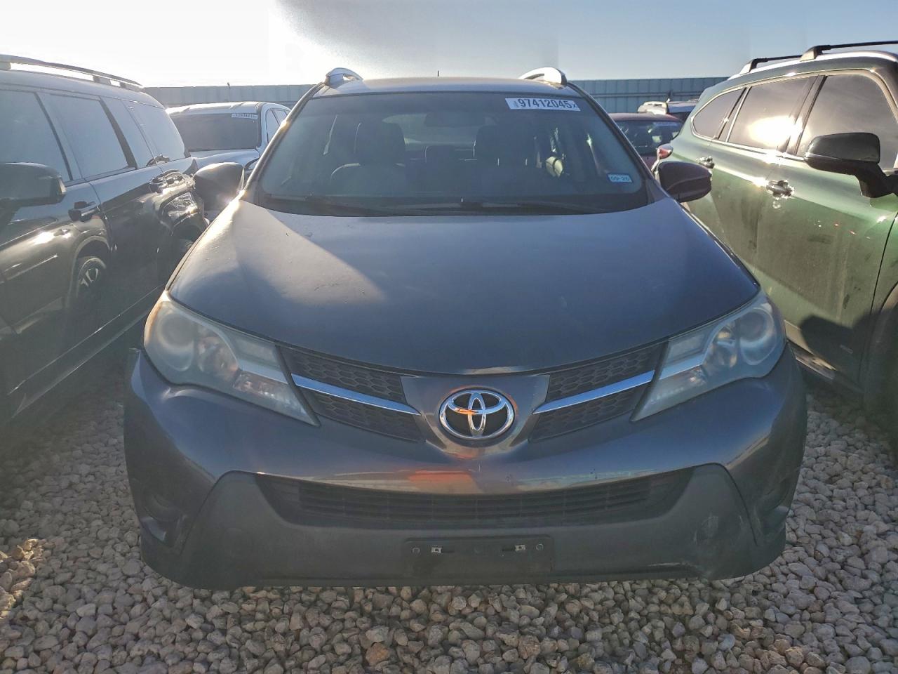 2013 TOYOTA RAV4 LE photo 5
