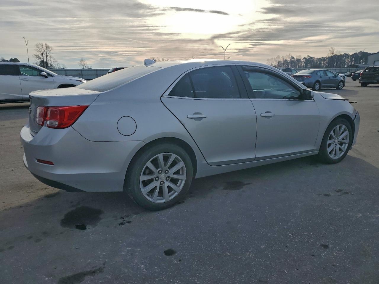 2014 CHEVROLET MALIBU 2LT photo 3