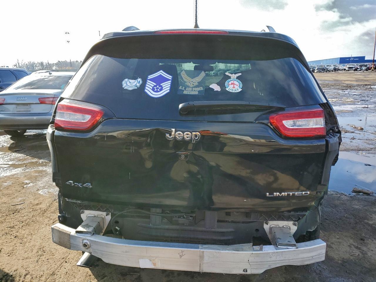 2017 JEEP CHEROKEE LIMITED photo 6