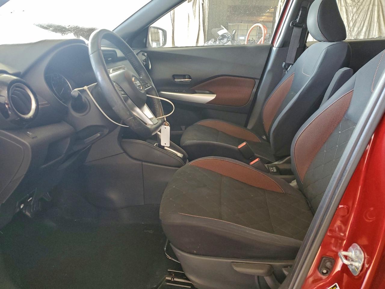 2018 NISSAN KICKS S photo 7