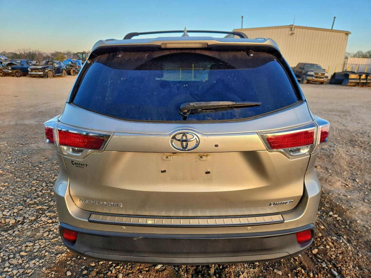 2016 TOYOTA HIGHLANDER LIMITED photo 11