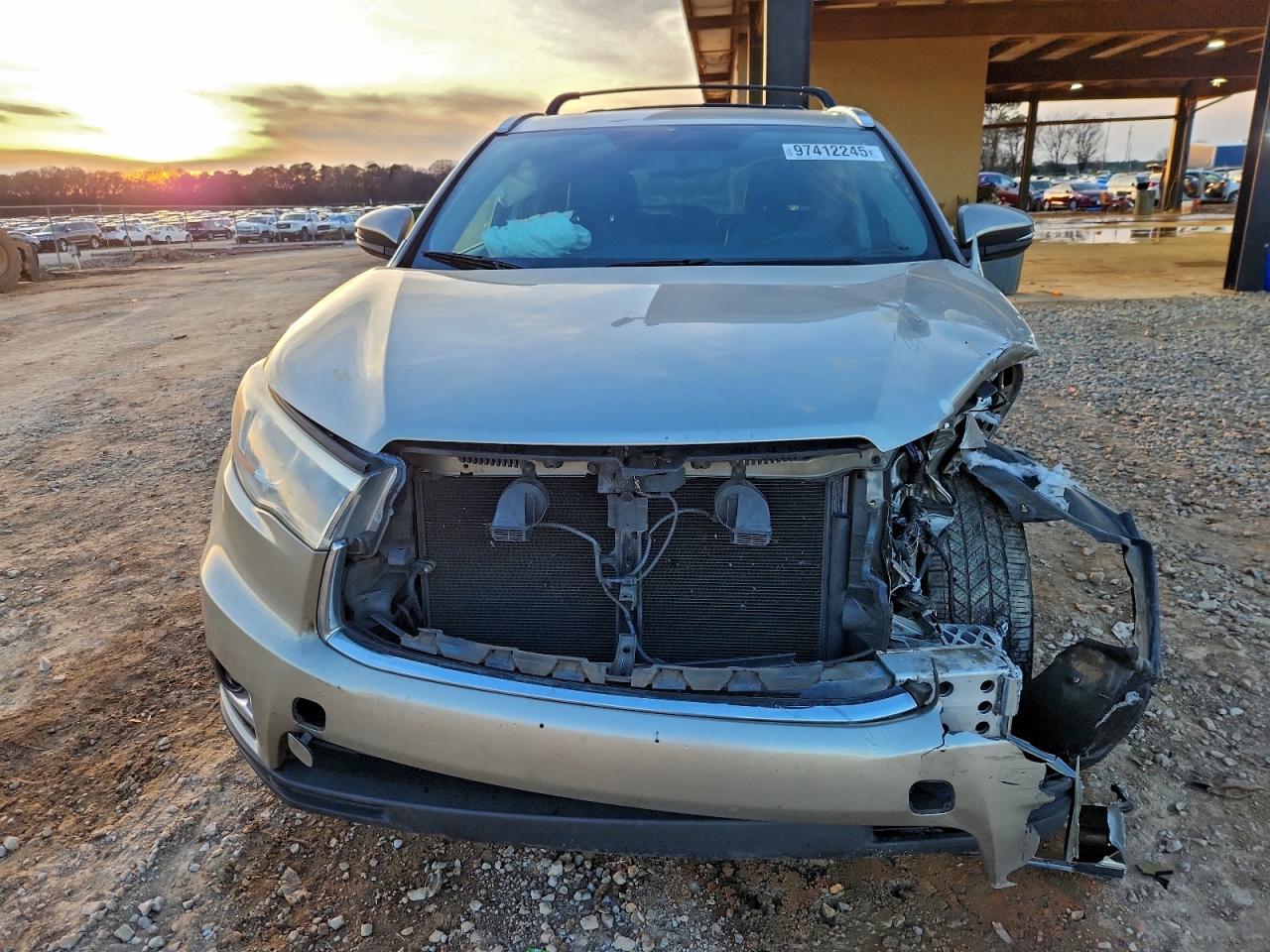 2016 TOYOTA HIGHLANDER LIMITED photo 9