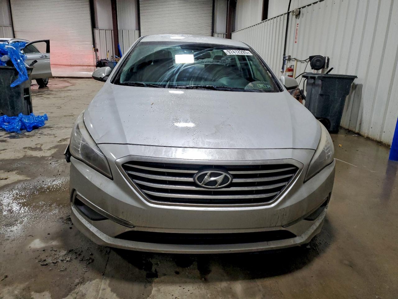 2015 HYUNDAI SONATA SE photo 9