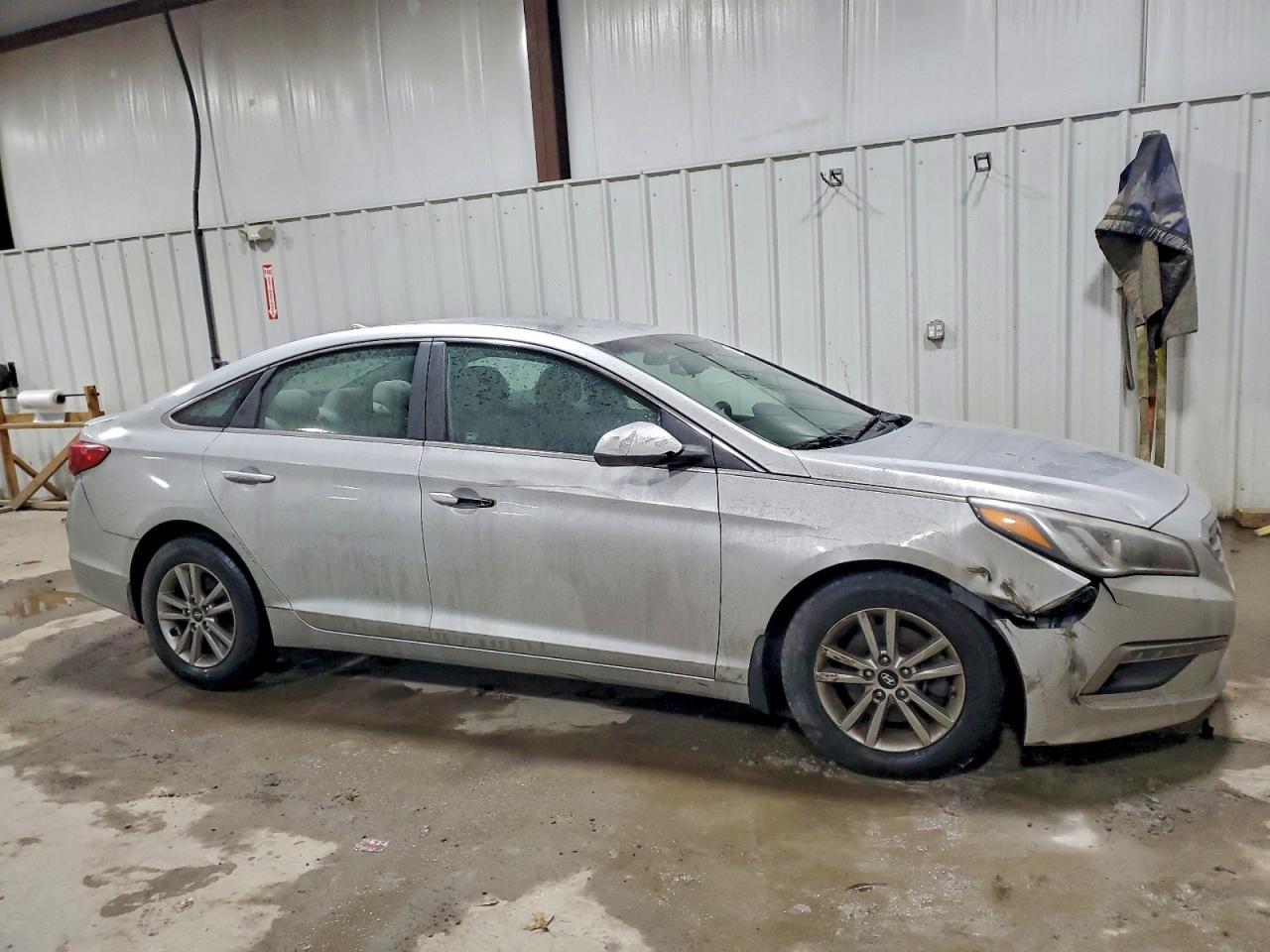 2015 HYUNDAI SONATA SE photo 7