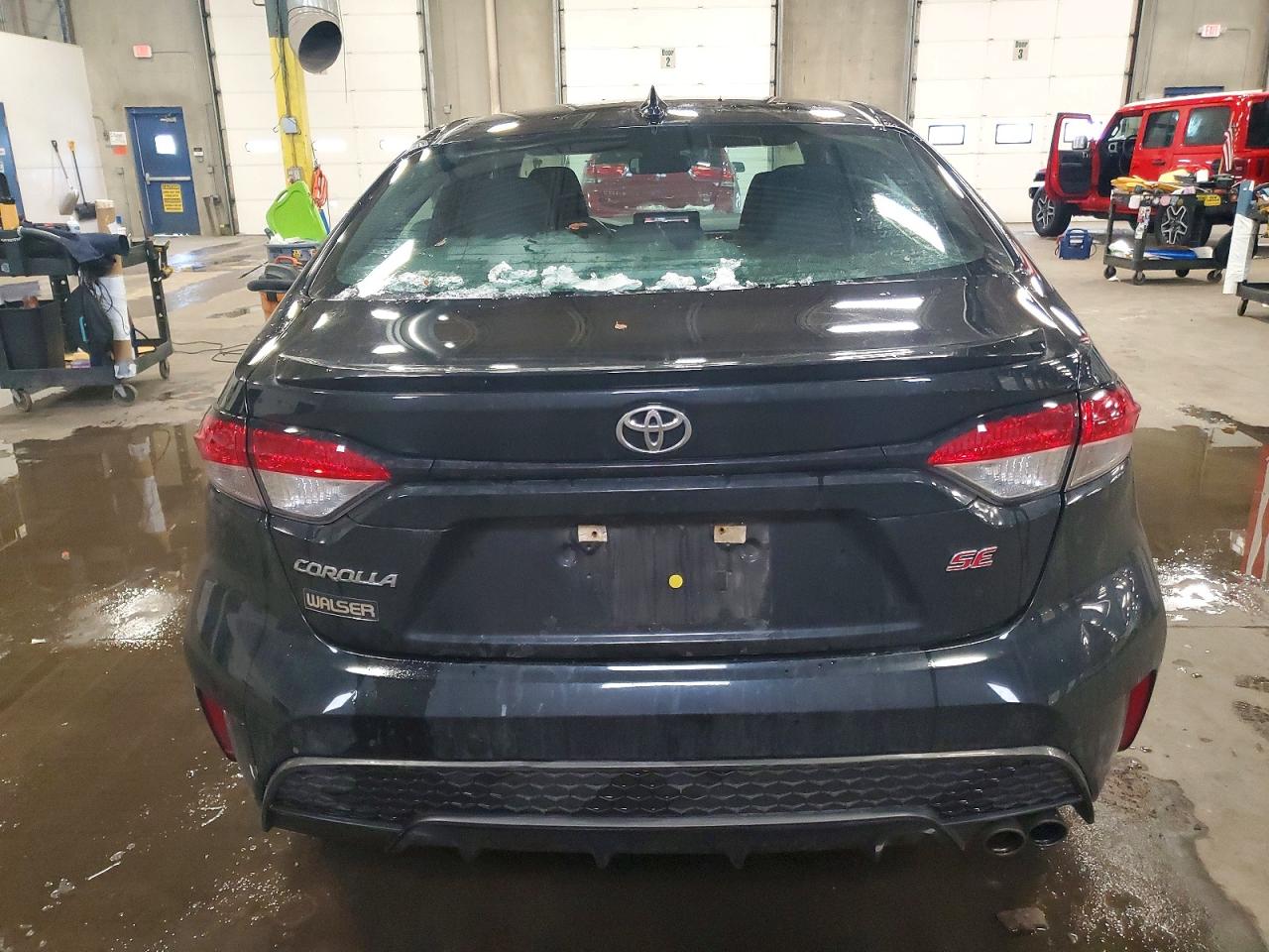 2021 TOYOTA COROLLA SE photo 6