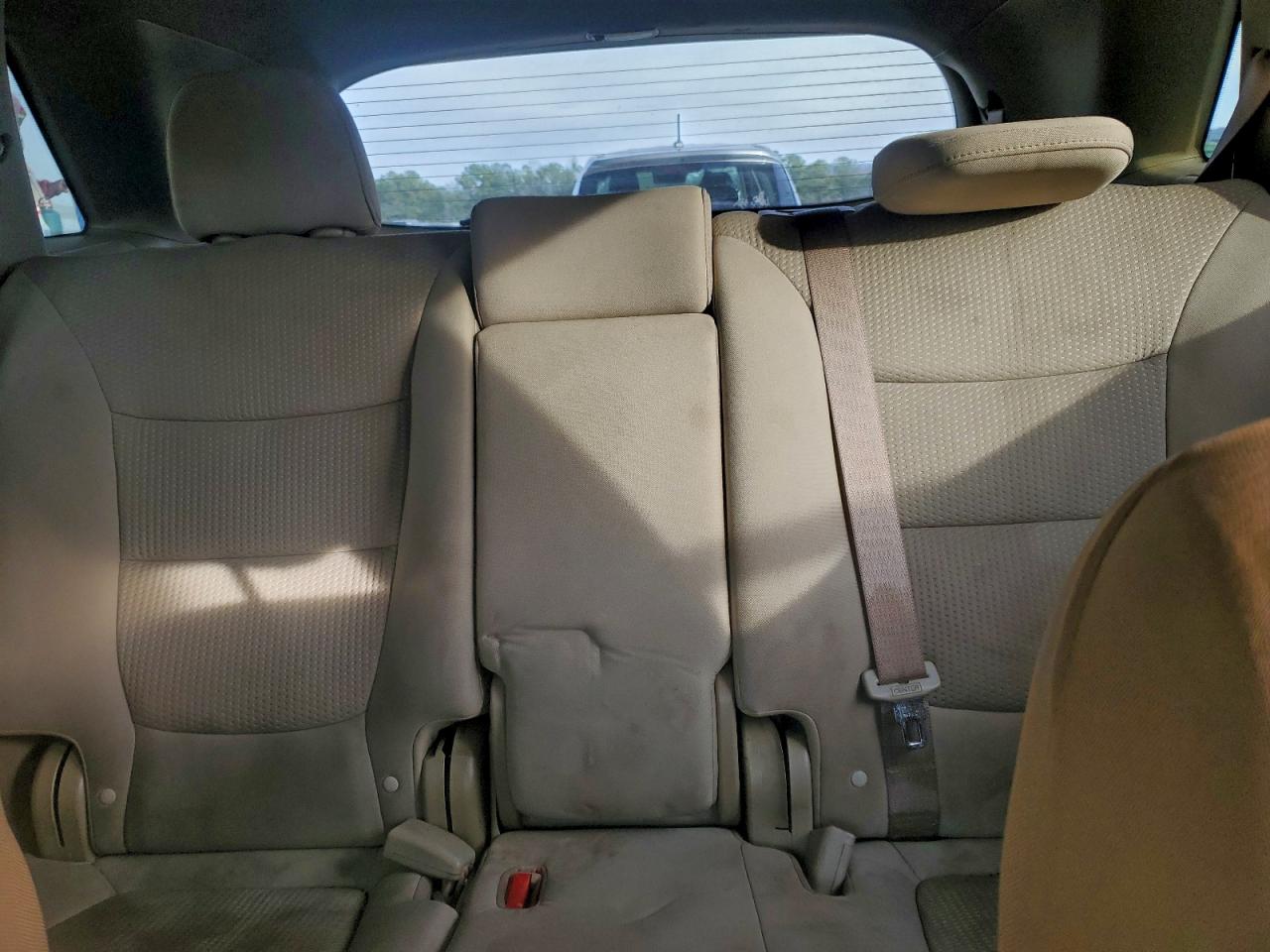 2011 KIA SORENTO BASE photo 28