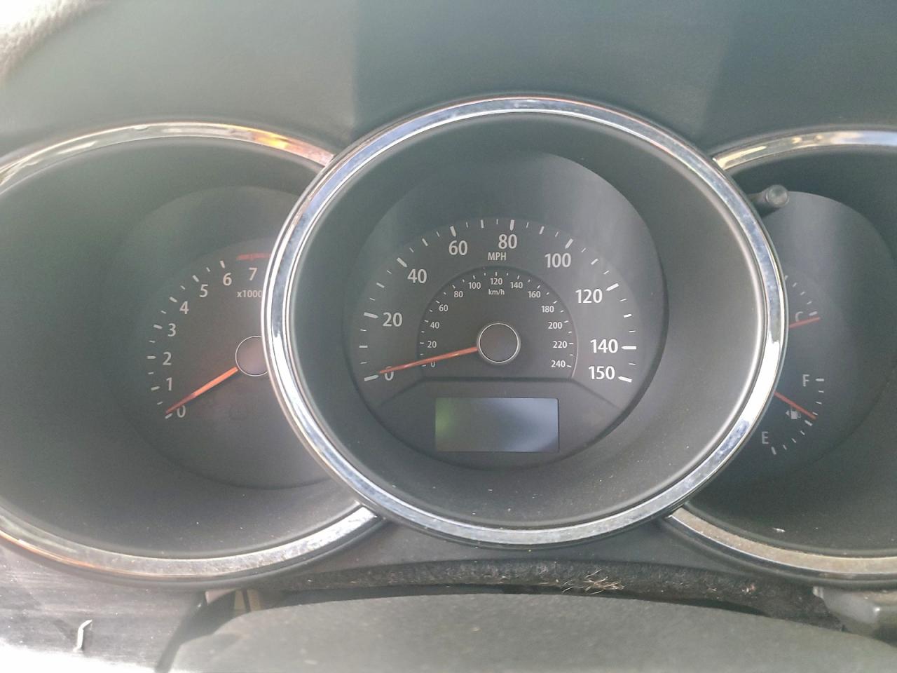 2011 KIA SORENTO BASE photo 25