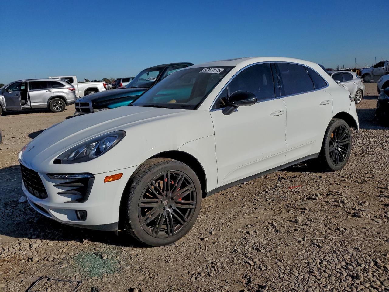 2015 PORSCHE MACAN