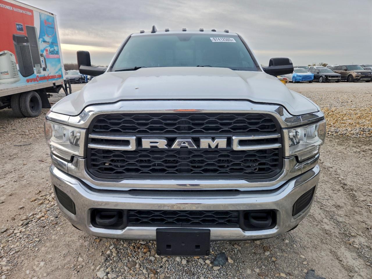 2021 RAM 3500 TRADESMAN photo 5