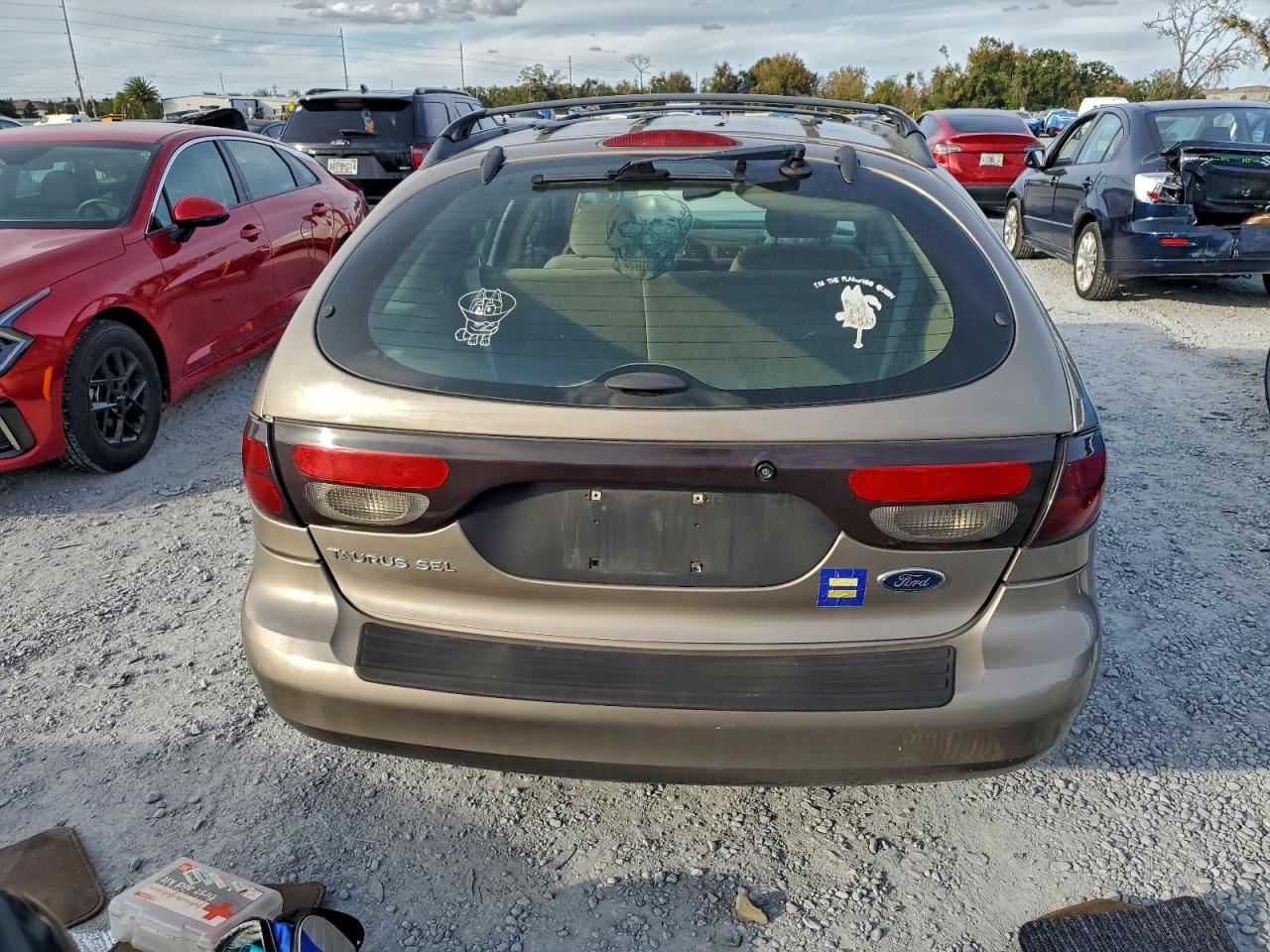 2003 FORD TAURUS SEL photo 11