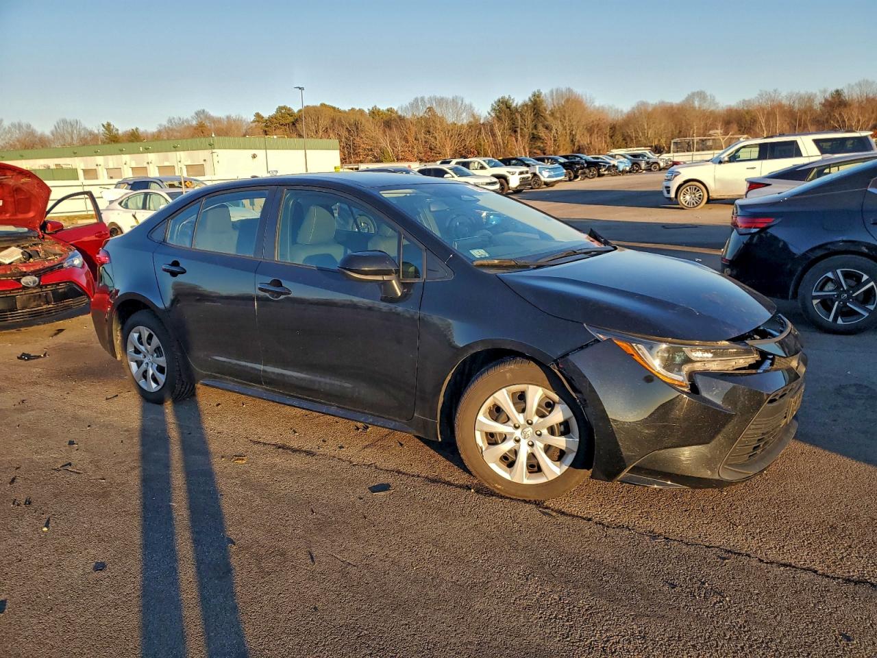 2024 TOYOTA COROLLA LE photo 4