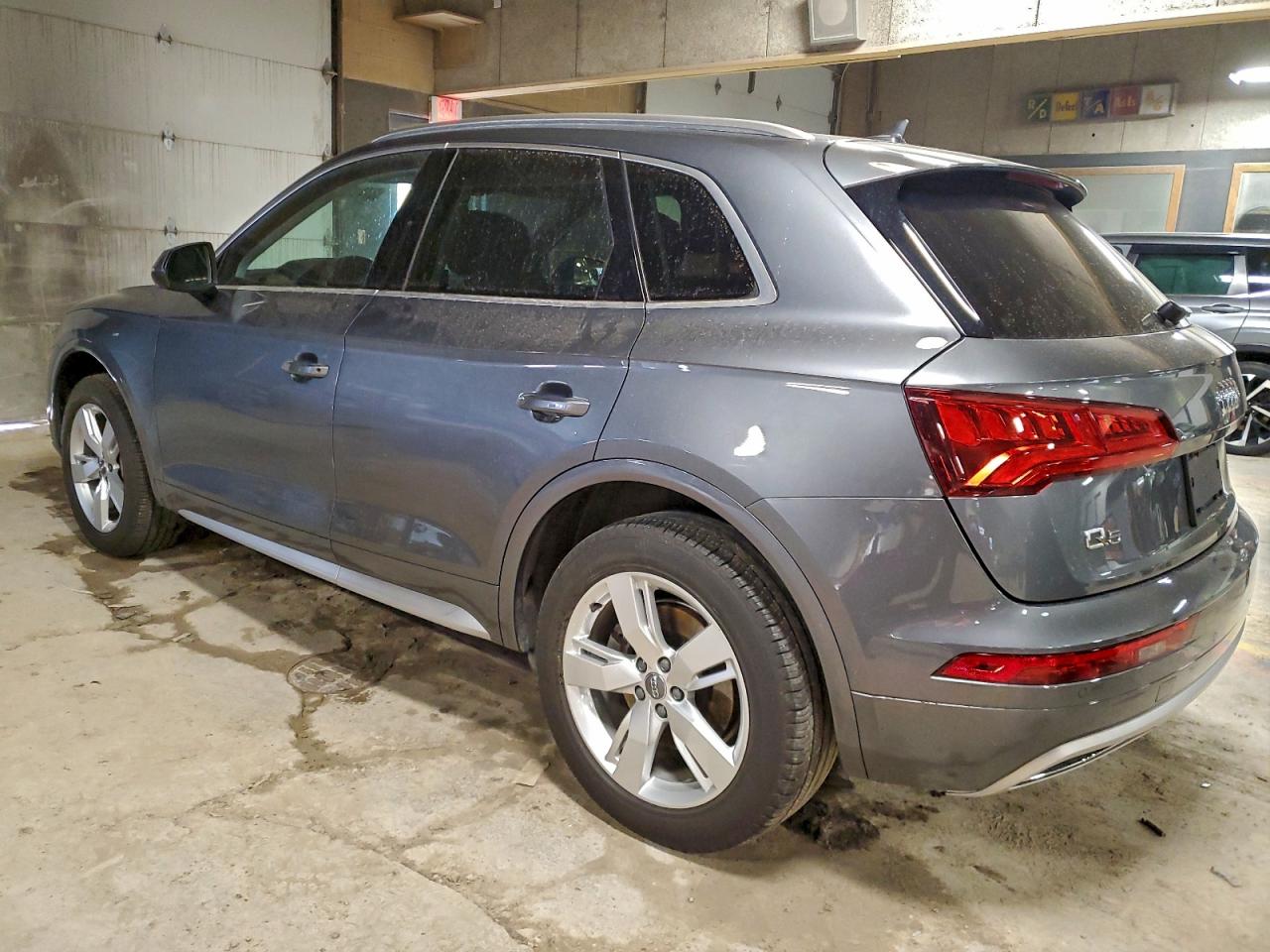 2018 AUDI Q5 PREMIUM PLUS photo 2