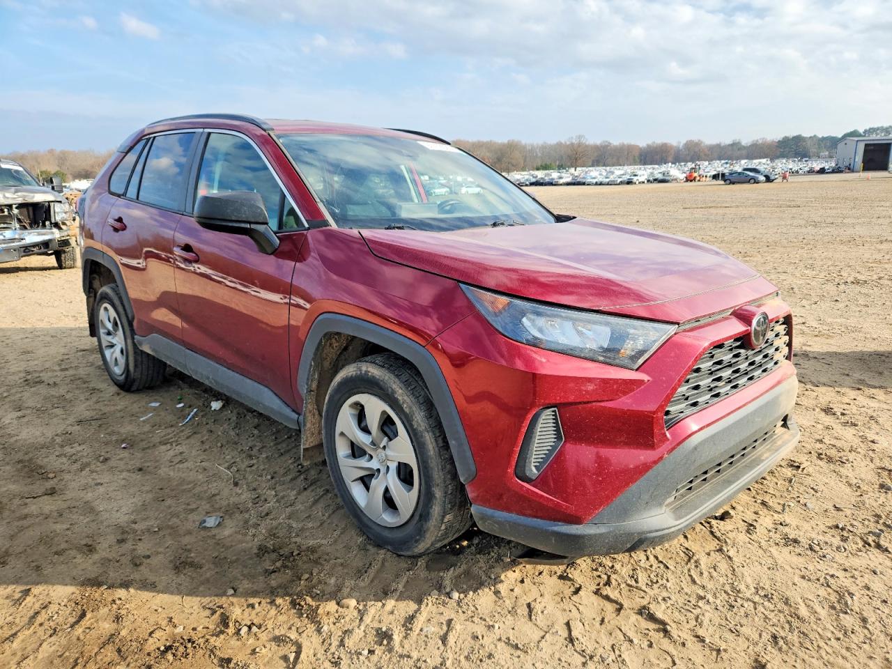 2021 TOYOTA RAV4 LE photo 4