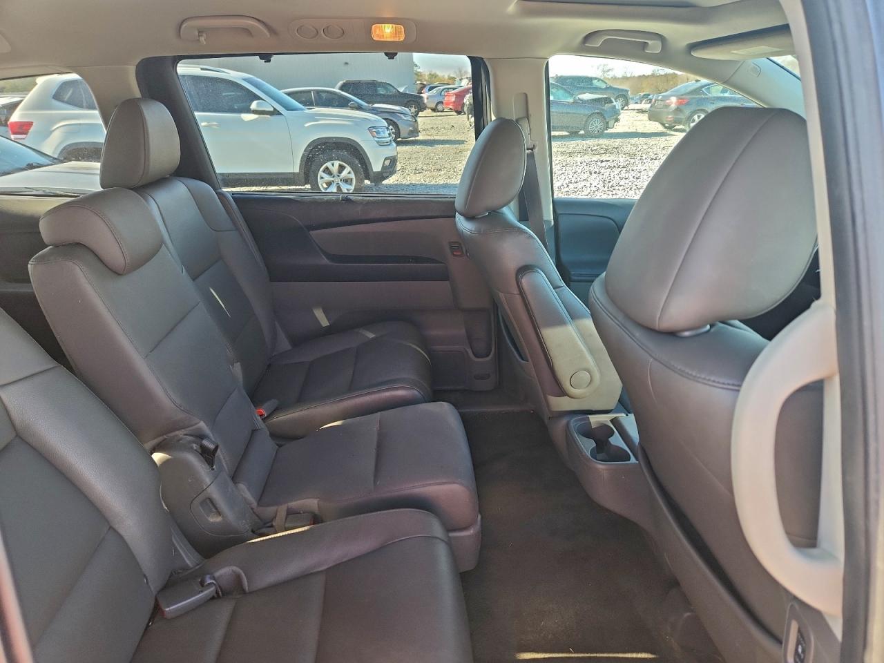2014 HONDA ODYSSEY EXL photo 11