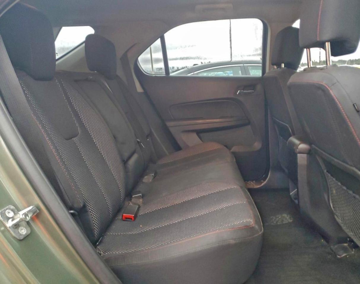 2015 CHEVROLET EQUINOX LT photo 11