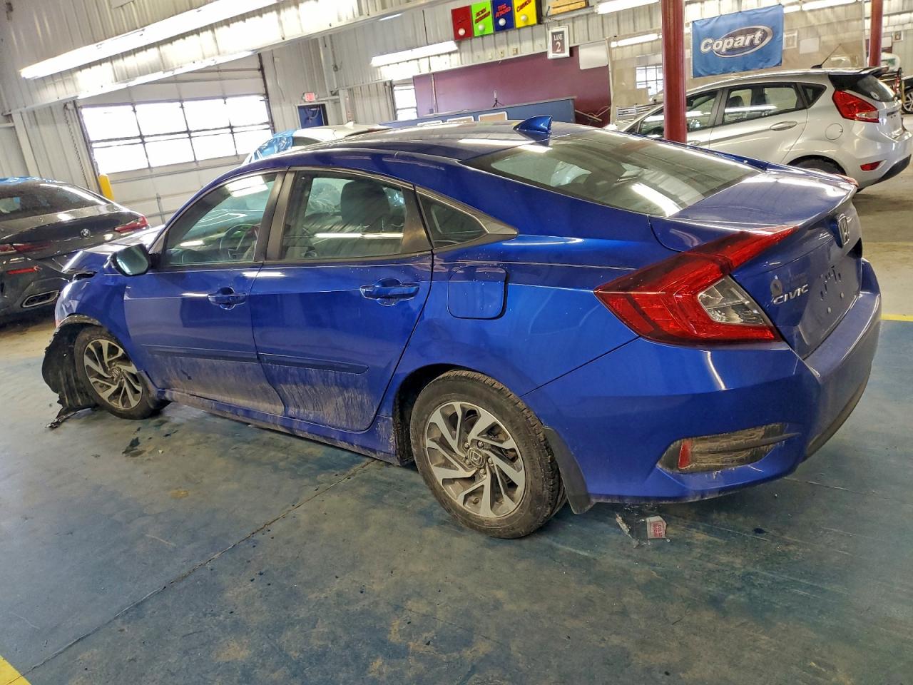 2017 HONDA CIVIC EX photo 2